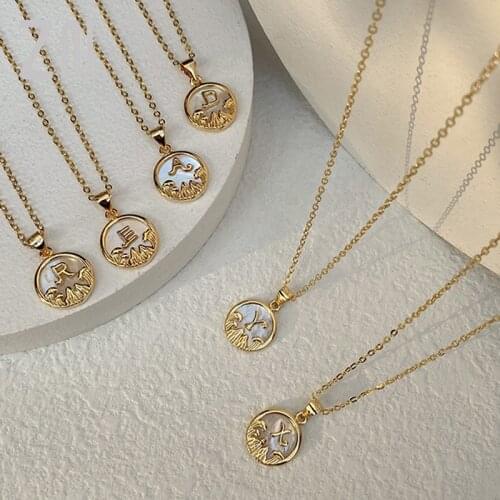 ZN 2021 Fashion Minimalist Inlay Pearl Shell Initial 26 Letter Pendant Necklaces Fashion Simple Jewelry Romantic Couple Gifts