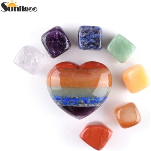 Sunligoo Dropshipping Natural 7 Chakra Stones Carved Puff Heart Pocket Stones Reiki Healing Energy Yoga Gemstones Collecting Set