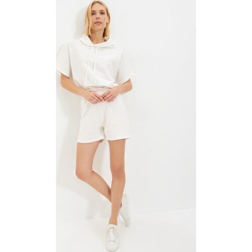 Trendyol Kurusu Paperbag Knitting Shorts & Bermuda TWOAW22SR0019