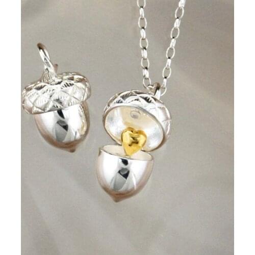 New Geometric Round Cute Pinecone Tiny Acorn Necklace Food Fruit Pine Cone Necklace Small Squirrel Nut Necklaces For Lucky Gifts