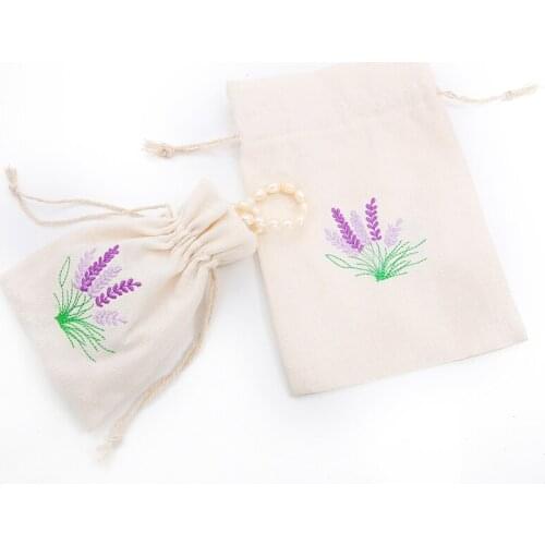 Hot selling New Fashion 2 Sizes Handmade Canvas Embroidered Portable Cream-colored Package Lavender Drawstring Packaging Bag