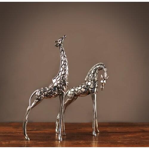 Modern home decoration couple giraffe creative gifts wholesale creative home ornament decoration resin crafts statue decorated
