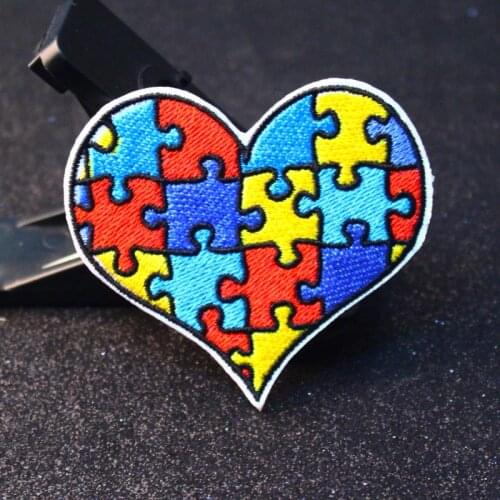 DIY Cartoon Heart Patch Funny Applique Iron On Ptaches For Clothing Fashion Sticker Puzzle Embroidered Patches On Clothes Stripe