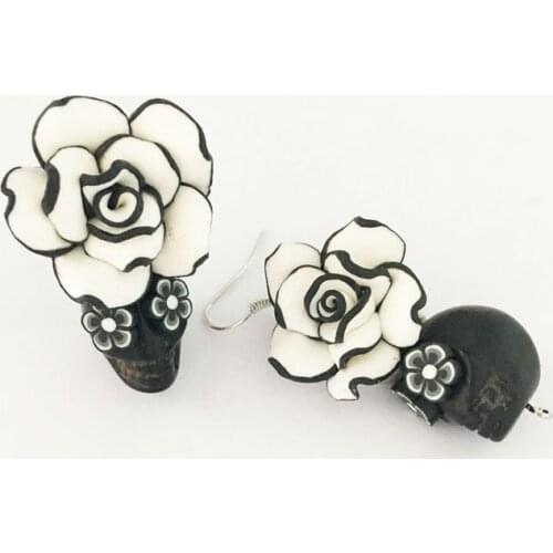 Black& White Rose Skull Earrings,Rockabilly,Goth Punk, Skull Drop Earrings, Skull Gift,Gothic Jewelry,halloween Earrings,witch