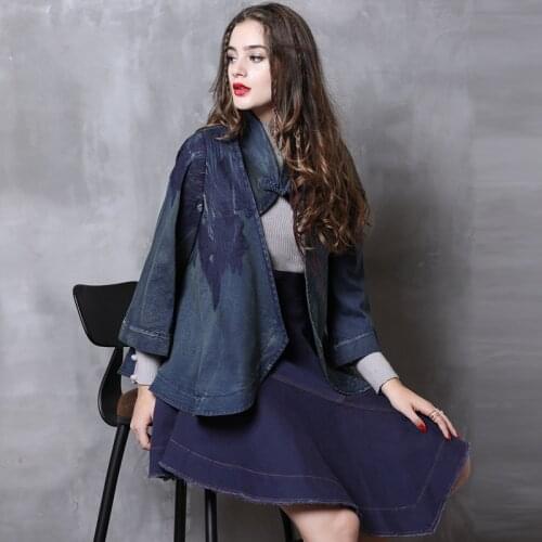 Original couture spring 2020 new short denim jacket retro B9266 embroidery button 7 minutes of sleeve coat