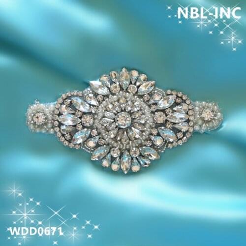 30pcs) Wholesale bridal beaded sewing silver crystal rhinestone applique patch iron on for wedding dress WDD0671