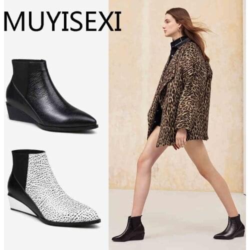 Ankle Boots Chelsea Autumn Boots For Women Genuine Leather Pointed Toe Wedge Heels Shoes Women plus size HL116 MUYISEXI