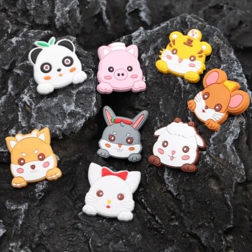 Hole Slippers Shoe Buckle Anime Cute Chars Croc Panda Bunny Shiba Inu Decoration Designer Accesoire Garden Shoe Decoration Kid
