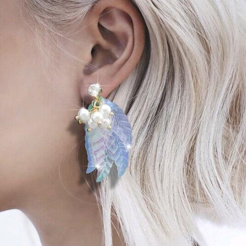 Girl Holographic Iridescent Mermaid Feather Leaf Pearl Bling Dangle Earrings For Women Oorbellen Orecchini Jewelry Dropshipping