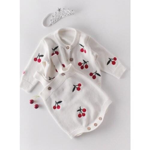 Autumn Baby Girls 2 Piece Suits Sweater love Print Jacket + love Print Jumpsuit New Pattern Baby Jumpsuit Girl Spring Clothes