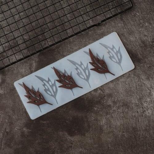 Hollow Out Leaf Shape Chocolate Stencil Mold Cake Decoration Tools Leaves Shape Transfer Sheet Silicone Chablon