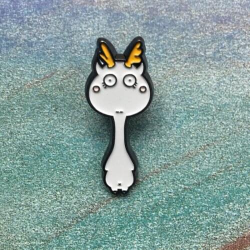 Cute Giraffe Metal Enamel Pins and Brooches for Women Men Lapel pin backpack bags badge kids Gifts