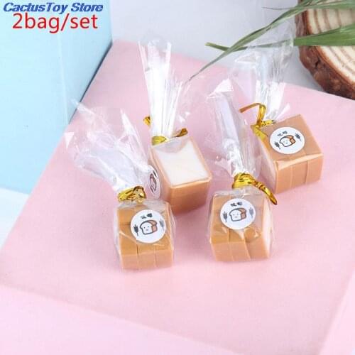 2bag Cute 1/12 Dollhouse Miniature Mini Toast Bread Food Pretend Doll Food for Doll House Kitchen Accessories Kids Play Toys