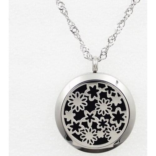 3Style Flowers Magnetic Perfume Locket Necklace Pendant Essential Oil Diffuser For Aromatherapy Locket Pendant With Free Pad