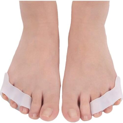 2pcs Three-hole Little Toe Separator Overlapping Toes Bunion Blister Pain Relief Toe Straightener Protector Foot Care Tool