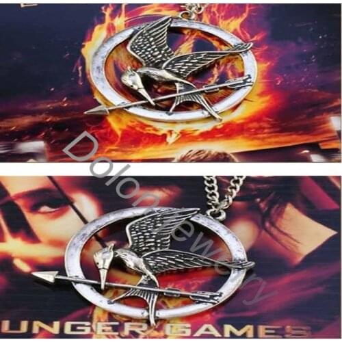 10pcs Popular The Hunger Games Necklace Fashion Animal Bird Long pendant Necklace Jewelry Mix Color Lot