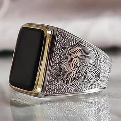 Domineering Classic Mens Square Silver Plated Ring for Men Natural Agate Black Gemstone Hand Carved Lion Rings Fashion Jewelry