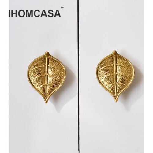 IHOMCASA Leaf Shape Brass Furniture Handles Cabinet Knobs for Kitchen Cupboard Drawer Door Pulls Nordic Modern Style