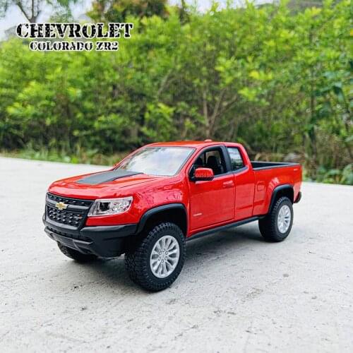 Maisto 1:27 new 2017 Chevrolet Colorado ZR2 red off-road Coupe alloy car model handicraft decoration collection toy tool gift