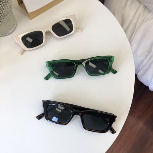 Vintage Sports Style Polarized Sunglasses Driving Travel Square Rectangle Sunglass Shades For Women White Black Eyewear