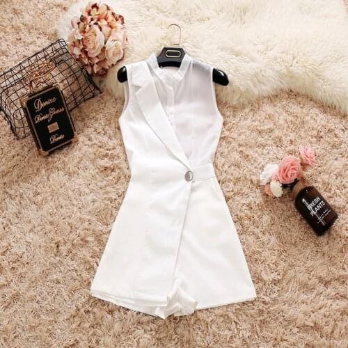 2020 summer womens new port temperament suit collar high waist sleeveless waist jumpsuit wild wide leg chiffon shorts Femalew71