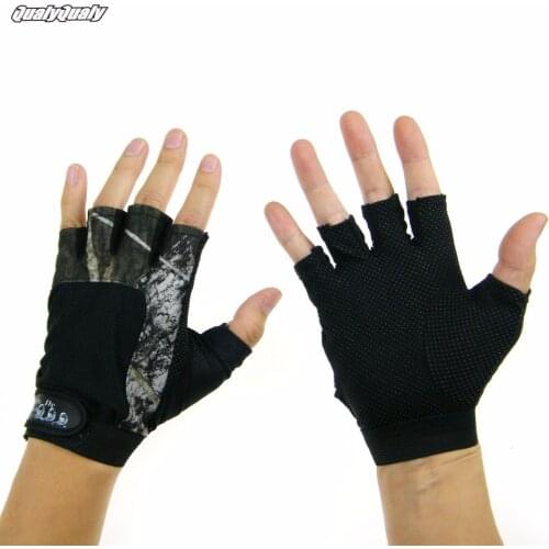 1Pair Fishing Gloves 5 Cut Half Finger Fish Gloves Anti-Slip waterproof Camo camouflage Gloves For Outdoor Hiking Fishing Tackle