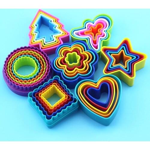 1 Set Cookies Biscuits Desserts Paste Cutters Molds Hearts Stars Round Square Tree Jingerbreadmen Moulds Cake Decoration Tools
