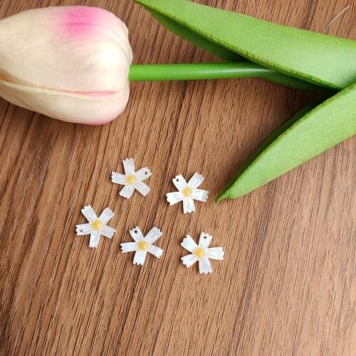 30pcs Natural Pearl Shell 5 Leaf Sunflower Sea Shell Jewelry Making DIY Bracelet Necklace Earrings Jewelry Gift