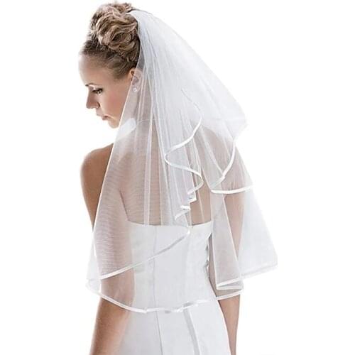 Hot Seller Bridal Veil Womens Simple Tulle Short Party Wedding Veil Ribbon Edge With Comb for Wedding Party