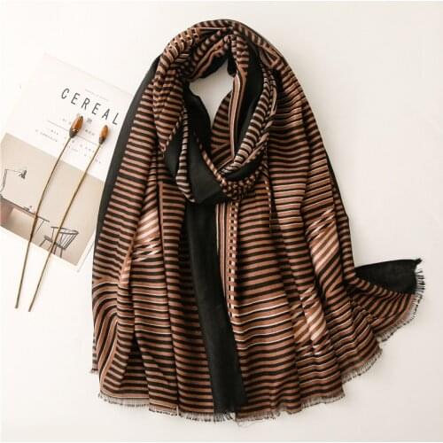 2021 Women New Fashion Ombre Striped Line Viscose Shawl Lady Print Soft Wrap Pashmina Stole Bufandas Muslim Hijab Snood 180*90Cm