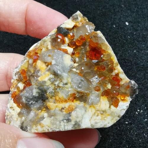 65g100% natural garnet mineral specimen stone decoration crystal healing energy geology teaching collection ornaments