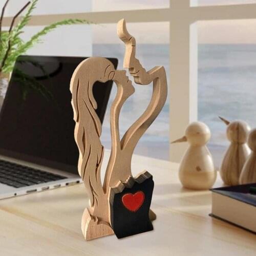 Family Wood Table Ornament Kissing Style Sculptures Office Home Decor Handmade Wooden Valentines Day Gifts Decorations 1 Pcs