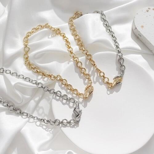 Unique No Waterproof Creative Magnet Suction Handshake Clasp Gold Silver Chain Choker Necklace Jewelry for Women Mens Necklace