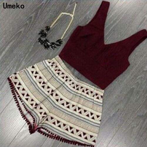 Umeko 2020 Sexy Deep V-neck Bohemia Sleeveless Crop Two Piece Set Summer Women Tops&Shorts Outfits Sports Fitness Set Plus Size