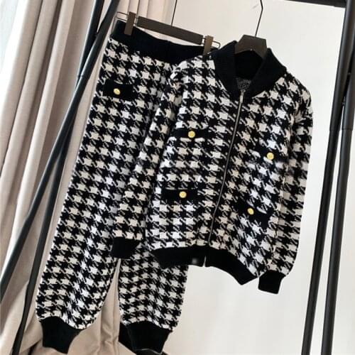 OUMENGKA 2 Pieces Set Women Knitted Tracksuit Zipper Plaid Sweater Coat and Carrot Jogging Pants Sweater CHIC Knitted Outwear