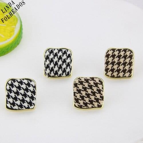 Stud Earrings LINDA FOLHEADOS China