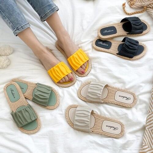 Womens Sandals and Slippers 2021 New Elegant Beach Flats Open-toed Soft-soled Sandals and Slippers Multi-color Optional
