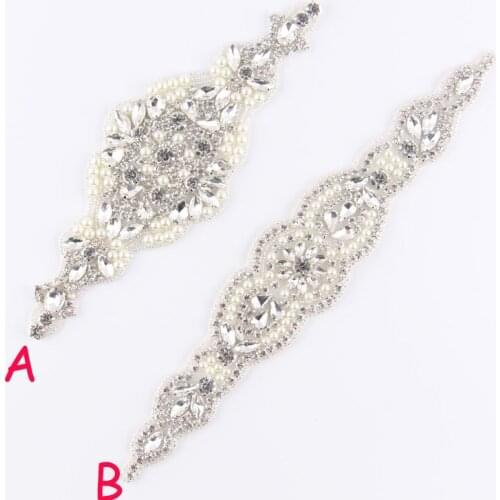 30pcs/lot)Mix 2Style Crystal Pearl Rhinestone Appliques Patch Hot-Fix Beaded Wedding Applique Motif Flower Rhinestone Trim