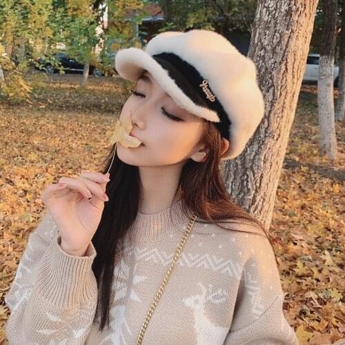 Korean Womens Warm Hat. Imitation Mink Octagon Leisure Hat, Versatile Student Warm Plush Curved Brim Cap