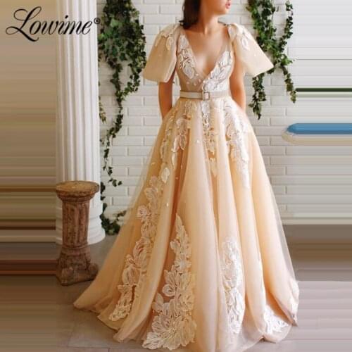 V Neck Applique Party Dress Champagne Middle East A Line Prom Dresses Long Arabic Dubai Evening Gown Robe De Soiree 2020 Vestido
