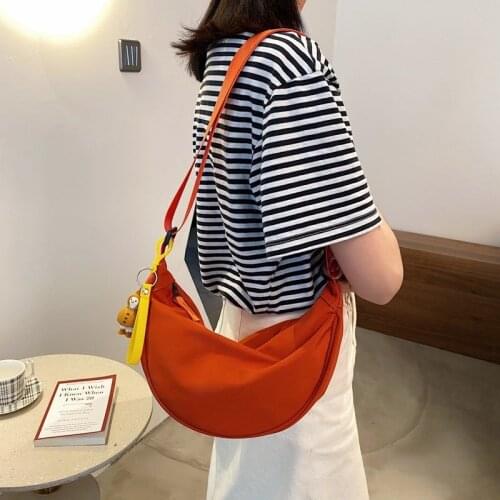 Simple Waterproof Dumpling Bag Women 2021 New Japanese And Korean Versatile Shoulder Bag Light Messenger Bag Fashion Chest Bag