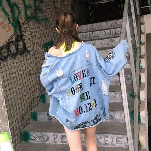 Back Letter Printed Denim Jacket 2020 Autumn Ripped Holes Jean Coat Patchwork BF Style Jeans Coats And Jackets Y333
