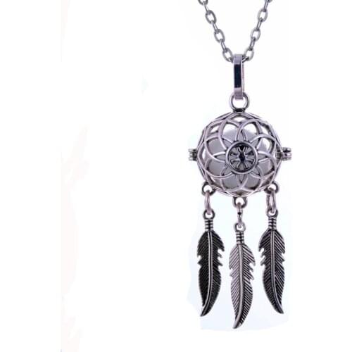 Aromatherapy Necklace feather tassel Lockets Pendant Perfume Essential Oil Aroma Diffuser Locket Necklace With Pads