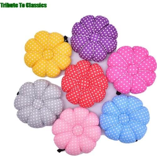 1PC Pumpkin Shape Sewing Pin Cushion Cotton Fabric Button Wrist Strap HOT SALE