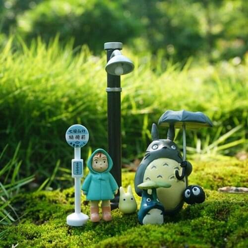 7pcs Fairy Garden Supplies Miniature Totoro Girl and Streelight Ghibli Studio Figurine Terrarium Accessories DIY Mini Garden