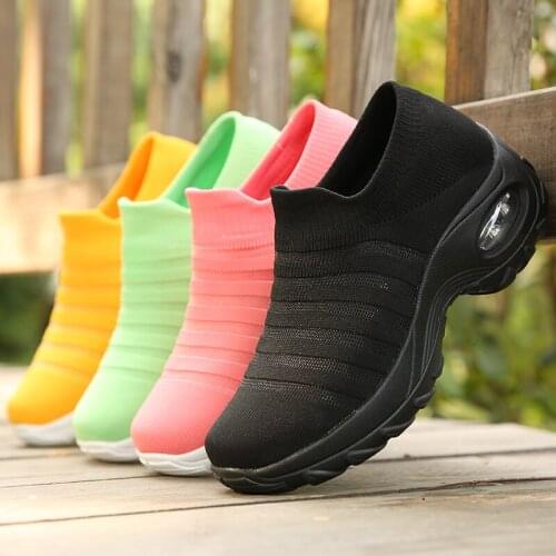 Running Shoes Women Breathable Casual 35~42 Outdoor Light Weight Sports Shoes Casual Walking Platform Ladies Sneakers Black Pink