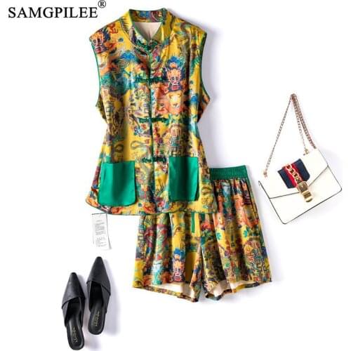Pants Suits Summer 2021 New Ethnic Style Satin Printed Disc Buckle Vest And Beautiful Shorts Fashion Two-piece Sets For Women