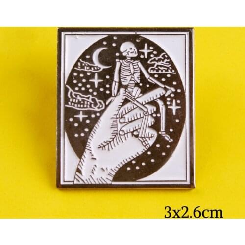 Silver Skeleton Enamel Pins Skeleton Sitting on the Finger Brooches Punk Moon Starry Sky Skull Badge Party Gifts For Women Men