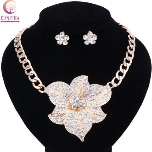 Hot Sale Femme Retro Statement Choker Necklace Gold Color Crystal Flower Necklaces&Pendants Maxi Necklace Earring Women Collares