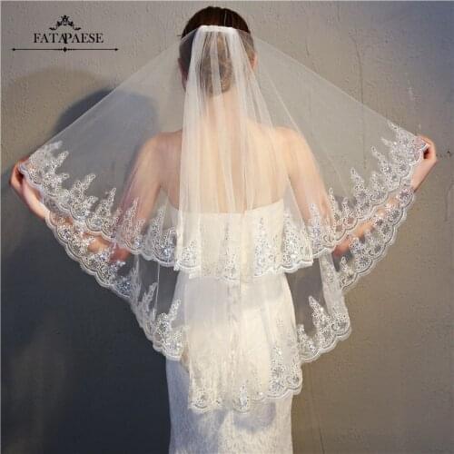FATAPAESE Lace Edged Two Layers Veil Rhinestone Short Wedding Veils With Comb Soft Tulle Wedding Accessories White Bridal Veils